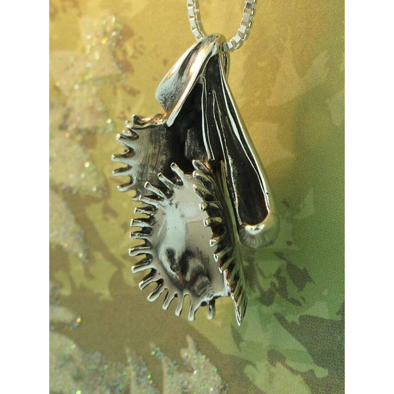 Silver Double Venus Flytrap Necklace
