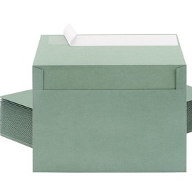 Green Envelopes (Pack of 40) - Self Seal Envelopes - Square Envelopes - 18.34 x 13.34 cm - Envelopes without Window - Ideal for Christmas, Greeting Cards and Invitations
