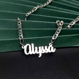 LuxglitterLin Kimberly Name Necklace Personlized Initial Custom Made Name Choker Pendant Necklace for Men Women with Figaro Chain