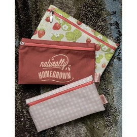 Krumbs Kitchen Farmhouse Strawberries 3 Pack Cloth Food Storage Bags Zippers