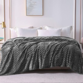 Whale Flotilla Flannel Fleece King Size Bed Blanket, Lightweight Breathable Soft Bedspread Plush Fluffy Coverlet Chevron Design Decorative Blanket for All Season, 90x104 Inch, Dark Grey