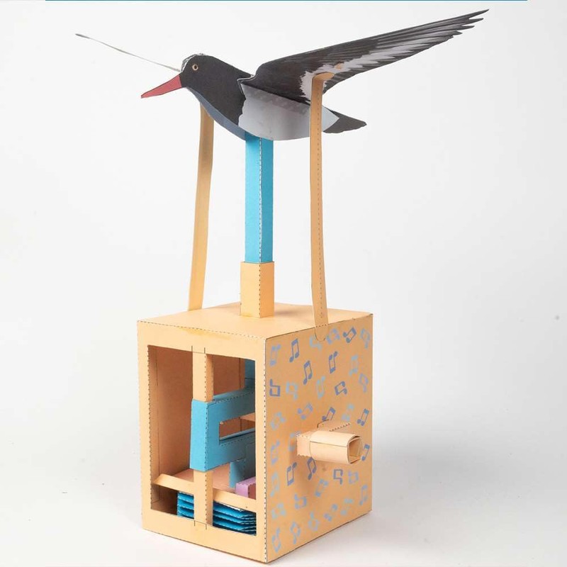 Go On Make Me – Animated Paper Craft Kits for