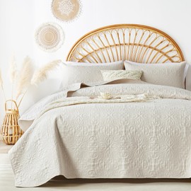 akkialla Full Queen Quilt Bedding Set for All Seasons,Lightweight Light Beige Bedspreads Queen Size,Modern Style Microfiber Soft Floral Pattern Coverlet Set(1 Quilt,2 Pillow Shams)