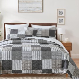 HIARUO Quilt Set King Size, 3 Pieces Bedspread Coverlet Plaid Patchwork Quilt Farmhouse King Size Comforter Set Lightweight Bedding with 2 Pillow Covers Shams for All Season Gray Brown White