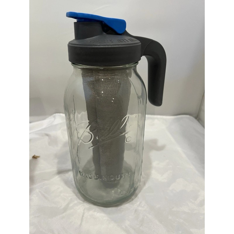 County Line Kitchen Cold Brew Coffee Pitcher with Lid -