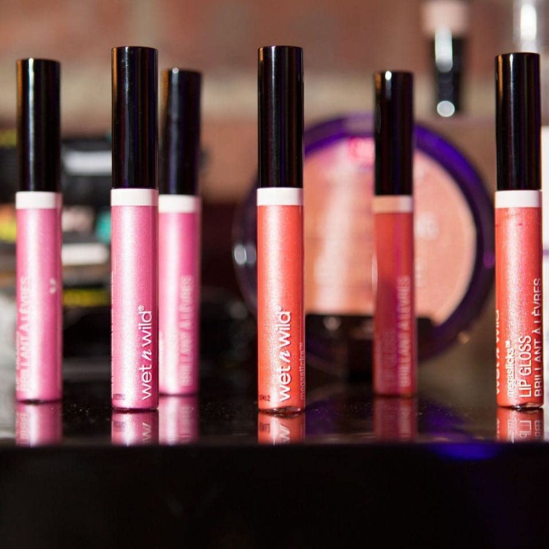 wet n wild MegaSlicks Lip Gloss, Ultra-Glossy, Vitamin-E Enriched, Ultra-Gloss