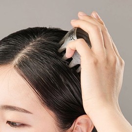 Cheongdam Emerald Crown Gua Sha Massager Facial Scalp Comb / 청담 녹주석 왕관괄사 마사지기 얼굴 두피빗