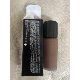 M·A·C Mac Studio Radiance Serum Powered Foundation (NC63) (30ml)