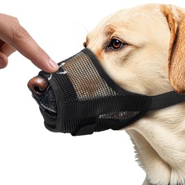 Aoiiigo Breathable Dog Muzzle Soft Mesh Muzzle with Adjustable Head Strap for Large Medium Small Dogs, Dog Muzzle to Prevent Biting Chewing Perfect for Vet Visit（M）