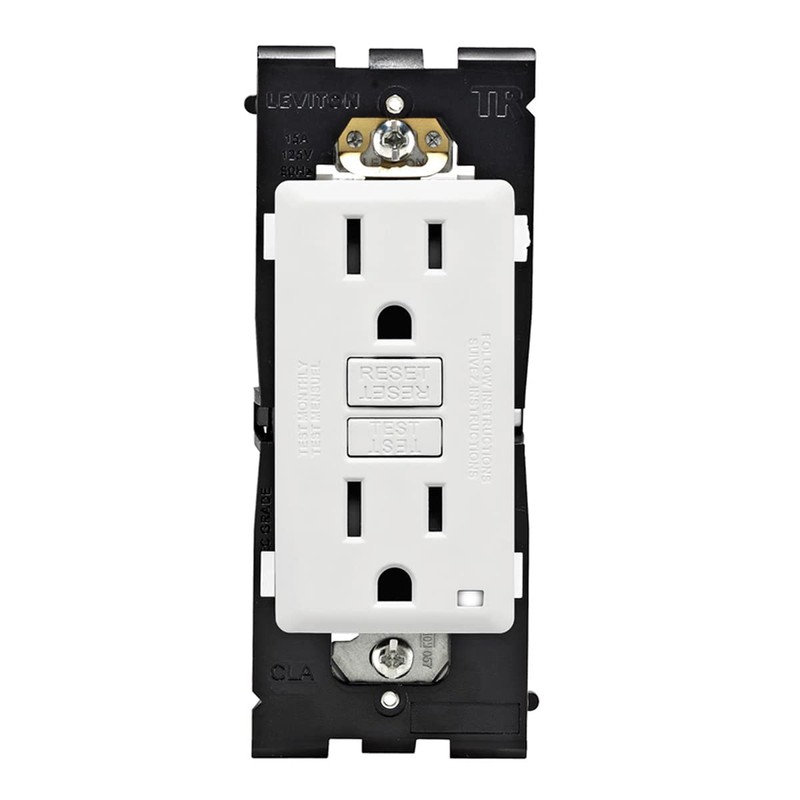 Leviton White GFCI Outlet Kit 15A Renu