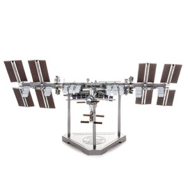 Fascinations ICX140 Metal Earth Metal Kits - NASA International Space Station (ISS), Laser Cut 3D Construction Kit, 3D Metal Puzzle, DIY Model Kit, 3 Metal Plates, from 14 Years