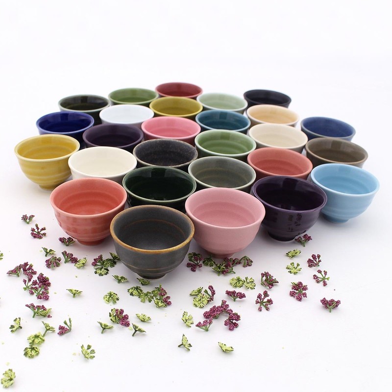 Dalsalt pottery cycle soju glass, Jeongjong sake glass, 33-color whelk