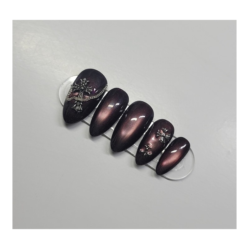 Red Nocturne - Premium Almond / 붉은 야상곡 - 프리미엄