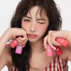 Nature Republic [네이처리퍼블릭]멜팅 스틱(블러셔/글리터/쉐딩) 7종 [버터멜팅 스틱 블러셔 02 베리버터 NB0072] [Nature Republic] Melting Stick (Blusher/Glitter/Shading) 7 Types [Butter Melting Stick Blusher 02 Berry Butter NB0072]