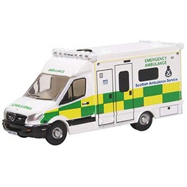 Oxford Diecast NMA004 Mercedes Ambulance Scottish Ambulance Service N Gauge 1:148 Scale Model