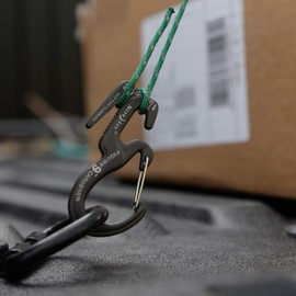 NITE IZE Figure 9 Carabiner Rope Tightener, Black, Small