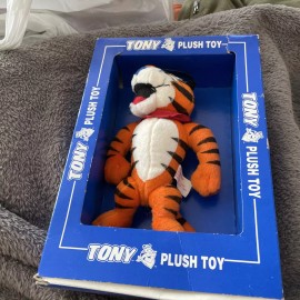 Kellogg Company Tony the Tiger Plush 1997 Toy Stuffed Animal NOS Vintage