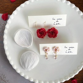 Flower Petal Clay Cutters - for Earrings Making, 1pcs Petal Press Polymer Clay Mold, Cutters for Polymer Clay Jewelry Making