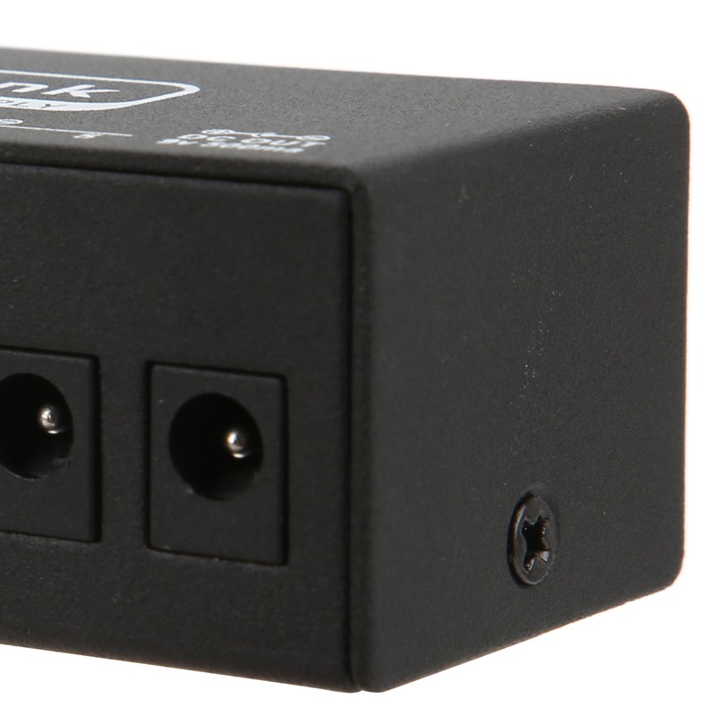 Pedal Power Supply 6 Isolated Outputs Metal Black Electric Equipment