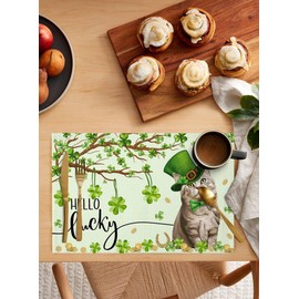 Funny Cat Green Shamrock Clover Placemats Set of 6, St. Patrick's Day Top Hat Cotton Linen Table Mats Non-Slip St. Patrick's Day Green Lucky Cat Magic Hat Placemat for Dining Kitchen Table Decor