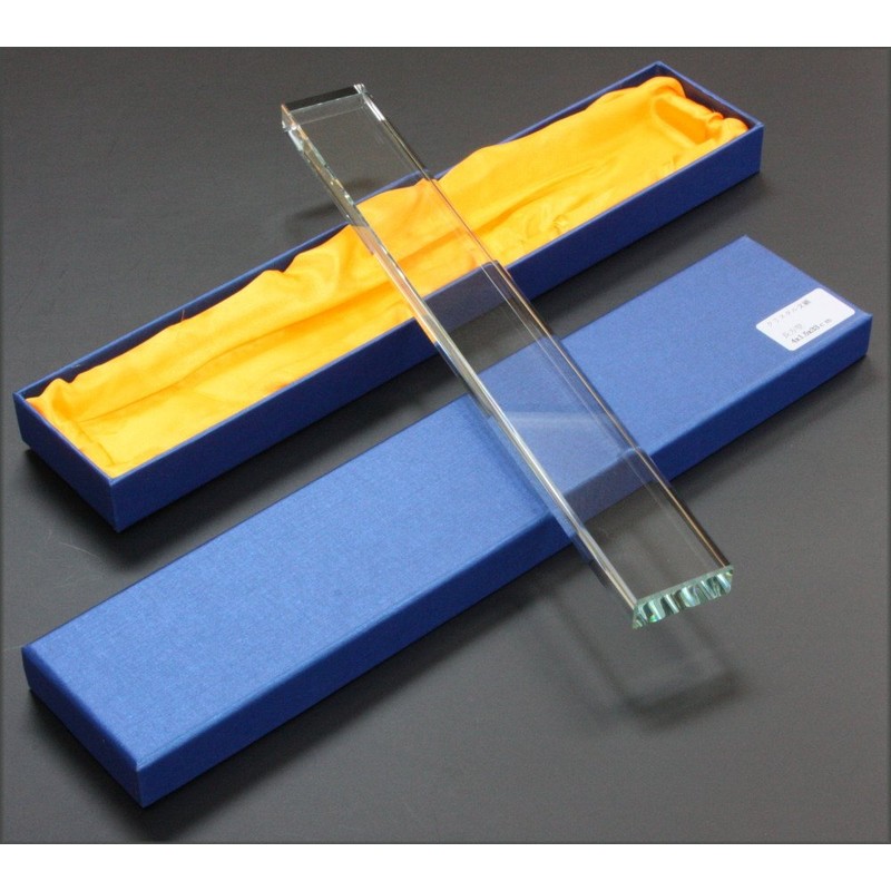 Crystal Mini Paper Weight Square 485g 4 × 1.5 × 33 cm