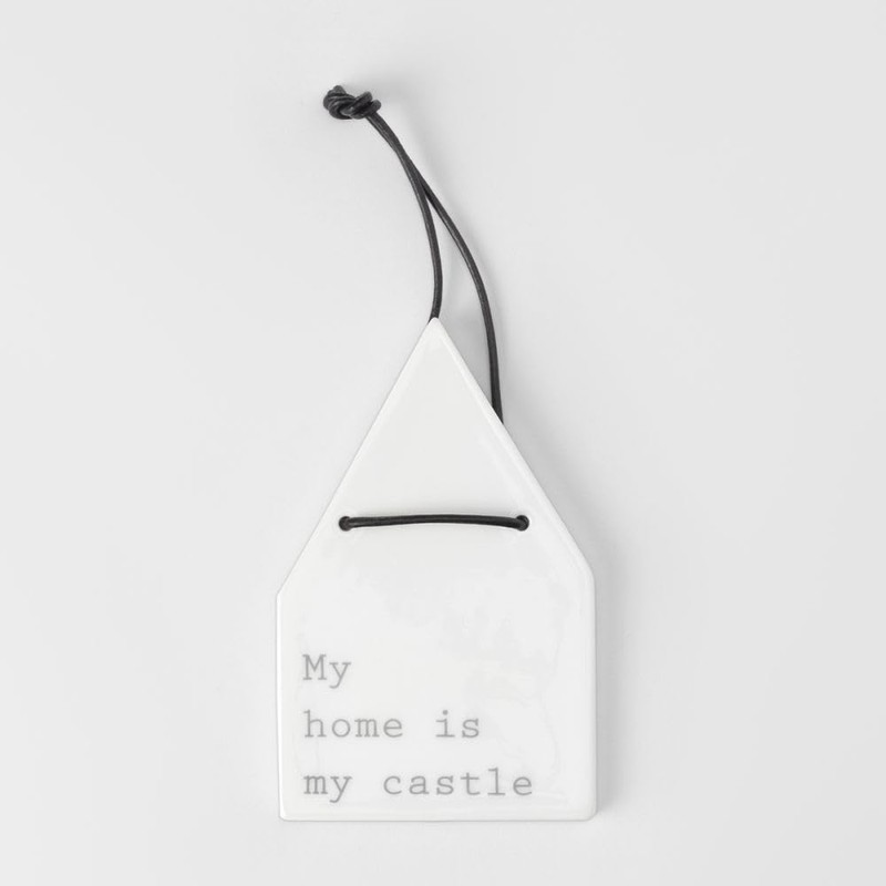 Räder My Home is My Castle Wall House
