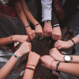 XUANPAI Men's Stainless Steel Cross Bracelet – Jesus Christ Crucifix Men's Bracelet Adjustable with Toggle Clasp Gift for Son Dad Husband Brother Confirmation Christmas