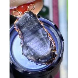 BOLFFU Genuine Tibetan Meteorites Tektite Crystal Necklace,Raw Stone Certified Tektite Pendant,Irregular Shape,Black