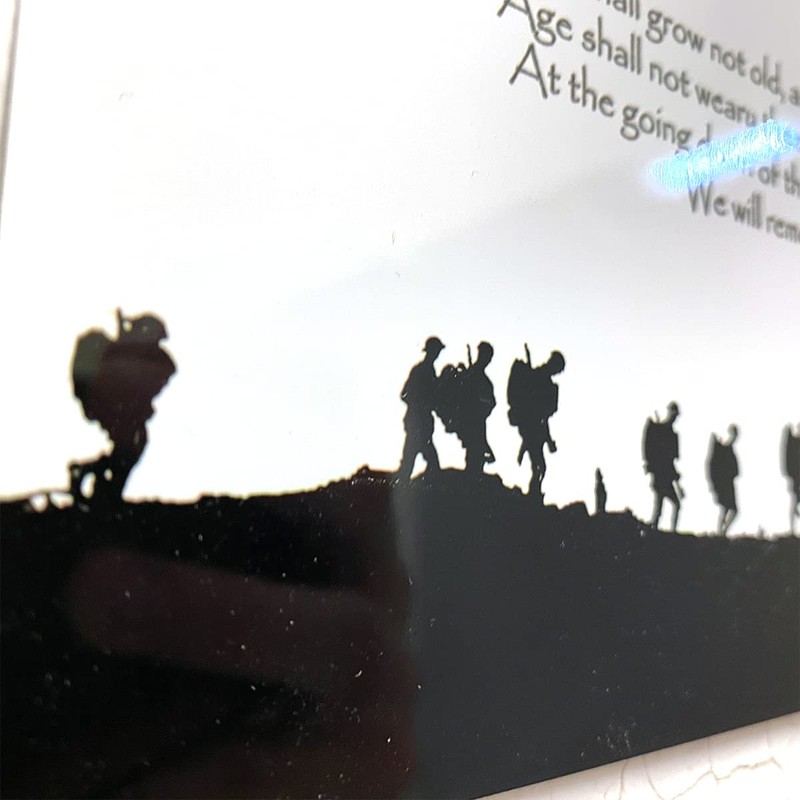 ShopQuality4U Soldiers Military Poppy Lest We Forget Printed on Glossy