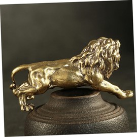 ORFOFE 1pc Handmade Copper Lion Figurine Unique Desktop Decor for Home Office Stylish and Elegant Animal Ornament for Bookshelves and Living Rooms