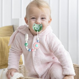 LSTRAGY Silicone Pacifier Clip, 2 Pack Pacifier Holder for Boys and Girls, Adorable Sunflower Pacifier Clips Fits for Most Pacifier, Baby Teethers, Baby Shower and Baby Gift(Pink&Green)