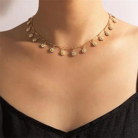 Stocking Stuffers Gifts for Women Daisy Necklace Pearl Necklaces for Women Daisy Flower Choker Necklace Trendy Cute Daisy Pearl Necklace Jewelry Gifts for Bride Wedding Party Women