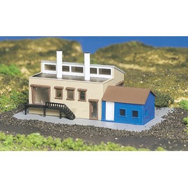 Bachmann Trains - PLASTICVILLE U.S.A. BUILT-UP BUILDING - FACTORY - N Scale