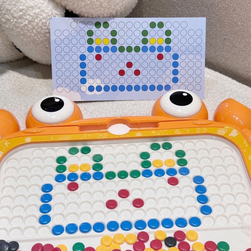 Magnetic Dot Drawing Board Cute Crab Shaped Doodle Board Educational