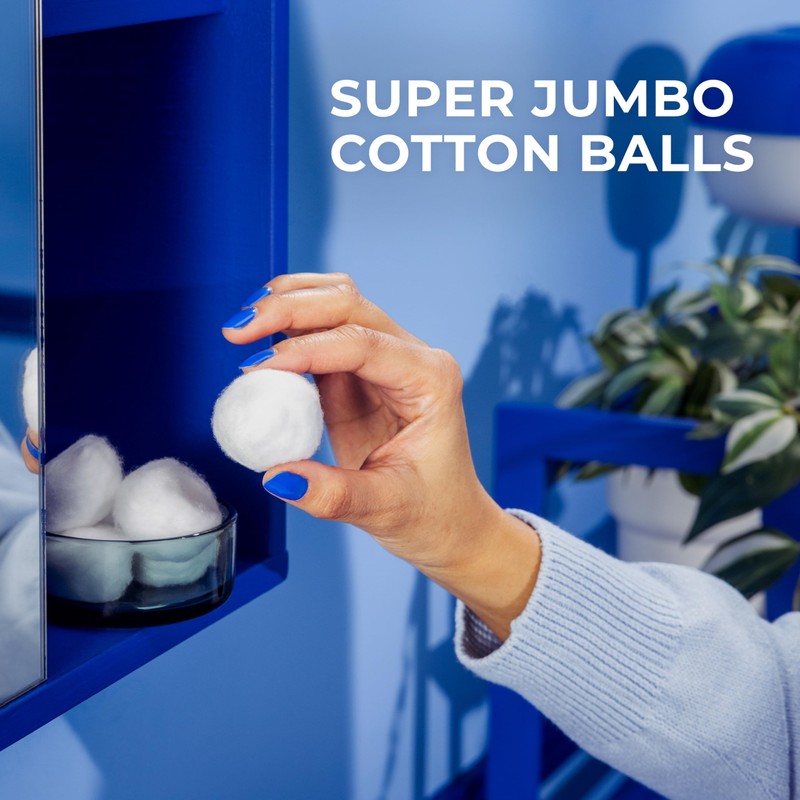 Q-tips Super Jumbo Cotton Balls for Beauty, First Aid and