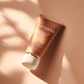 Gatineau - Golden Glow Gradual Tan (75ml / 2.5 fl. oz.) 2 in 1 Moisturizer & Self Tan