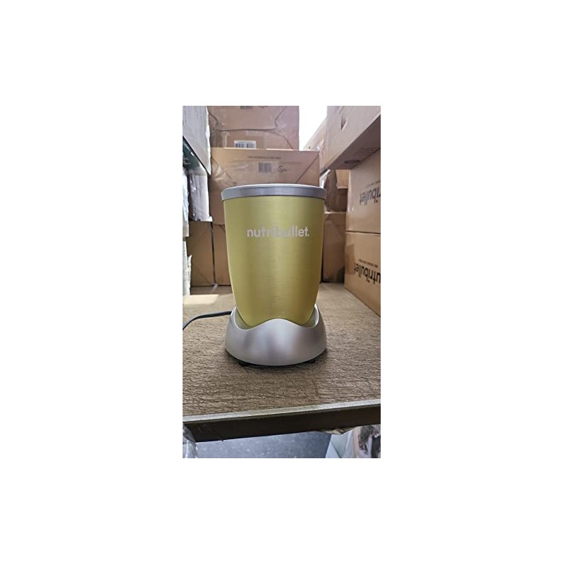 NutriBullet Pro 900 Watt Hi-Speed Blender/Mixer Twist and Blend 9-Piece