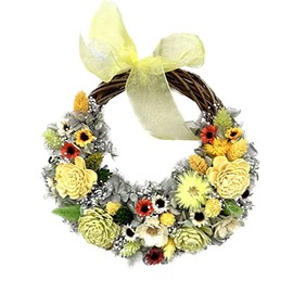 Lulu's Lulu's-1397 Crescent Moon Flower Wreath, Yellow Green, Preserved Flowers, Dried Flowers, Natural Wreath, Size (W x H x D): Approx. 8.7 x 7.9 x 2.8 inches (22 x 20 x 7 cm), Yellow Green