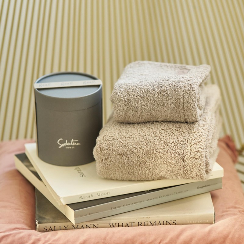 Growing Towel "feel" Bath Towel + Face Towel Gift Box