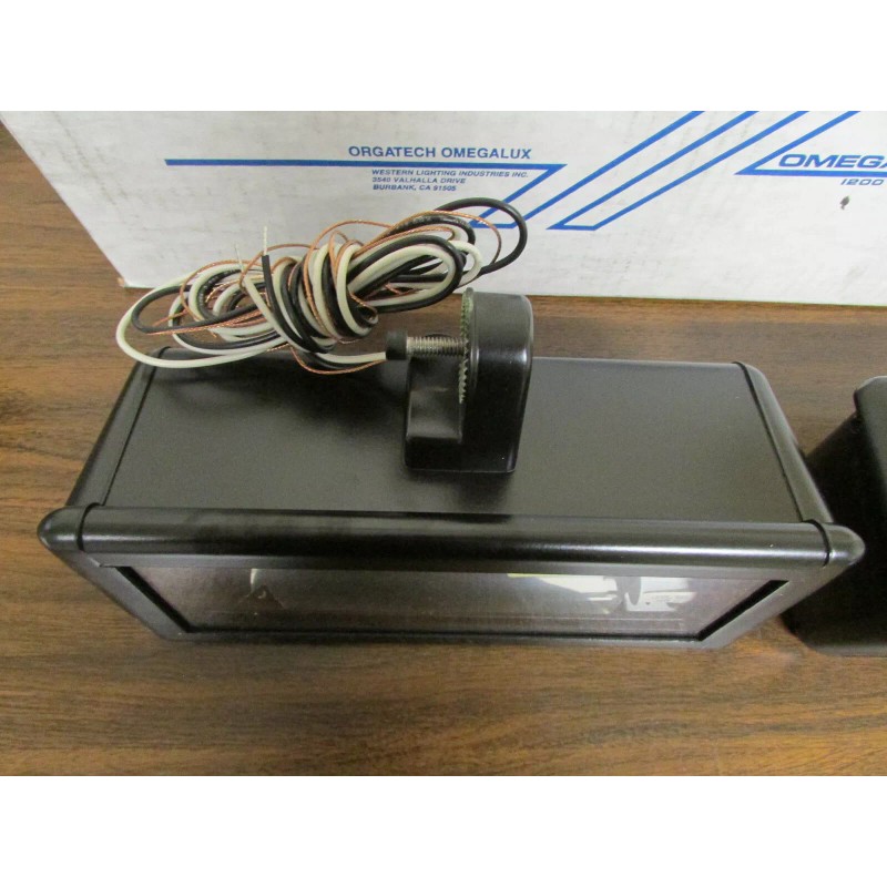 Orgatech 2 Pieces Orgatech Omegalux 1200 Series Light Fixture New
