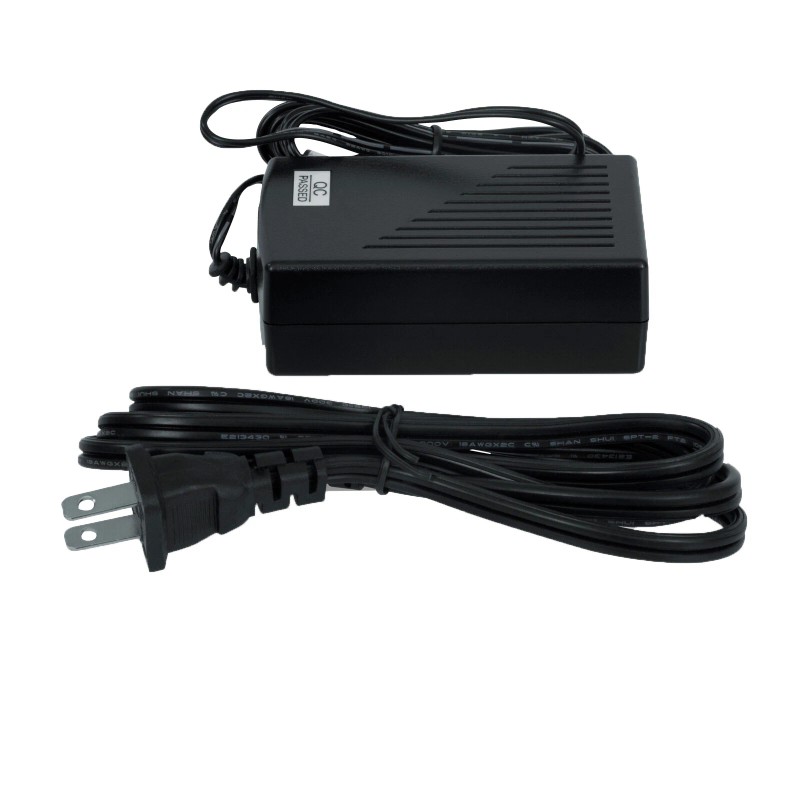 Gator Cases G-BUS-8-US Pedal Board Power Supply for Guitar Effects