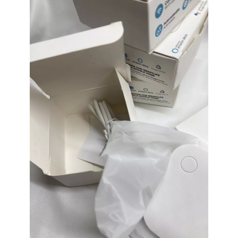 LEOMOCA Tuya Zigbee 3.0 Hub Gateway-WiFi Smart Home Bridge Wireless