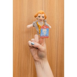 The Unemployed Philosophers Guild Thomas Jefferson Magnetic Personality - Plush Finger Puppet and Refrigerator Magnet, Approx 4" Tall