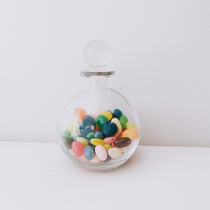 Nakpunar Spherical Clear Glass Bottle with Glass Bottle Stopper