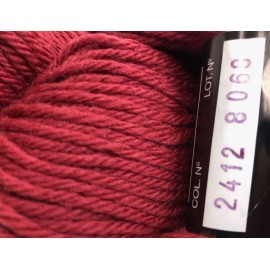 Cascade 220 yarn - Peruvian Highland wool - 3.5 oz. - Color: "Rose"