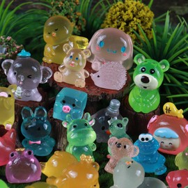 DTQKSM 200 Pcs Mini Resin Animals Variety Pack; Luminous Tiny Animals; Glow in The Dark Fairy Garden Miniatures with Tiny Ducks to Hide Around The Home (Color Random)