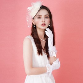 4 Pieces Tea Party Fascinators Fascinator Hat for Women Funeral Veil Headpiece and Lace Glove Pearl Necklace Set (White)