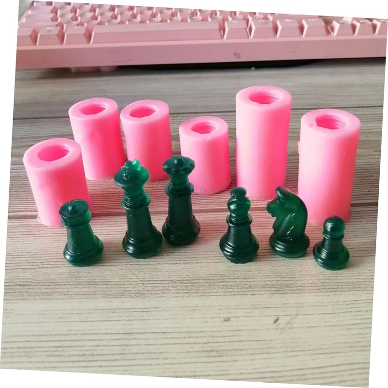 Ciieeo 6pcs DIY Molds Handicraft Molds Flexible Chess Molds Crafts