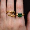 Leaocean SERPENT RING WITH GREEN STONES Crystal Snake Ring, Gold