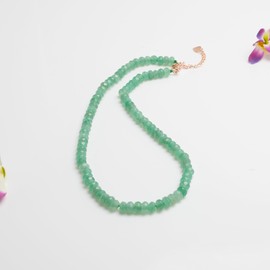 Handmade Women's Girls Edelstein Perlen Halskette Choker 6mm Runde Perlen - Natürliche Edelsteine Healing Crystal Beaded Jewellery | Geschenkideen für Frauen, Mädchen (Facettiertes Grün)